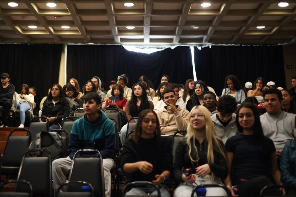 Palestra Programa Oportunidades para estudantes da Escola Estadual Padre Anchieta. (29/05/2026) | Foto: Clara Silva.